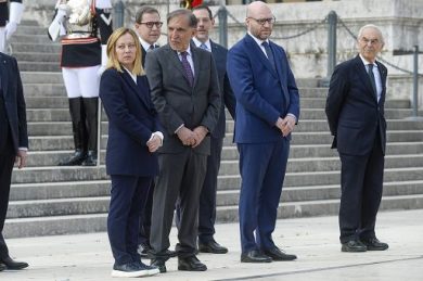 Appello opposizioni a La Russa-Fontana: Rai fa propaganda filogovernativa