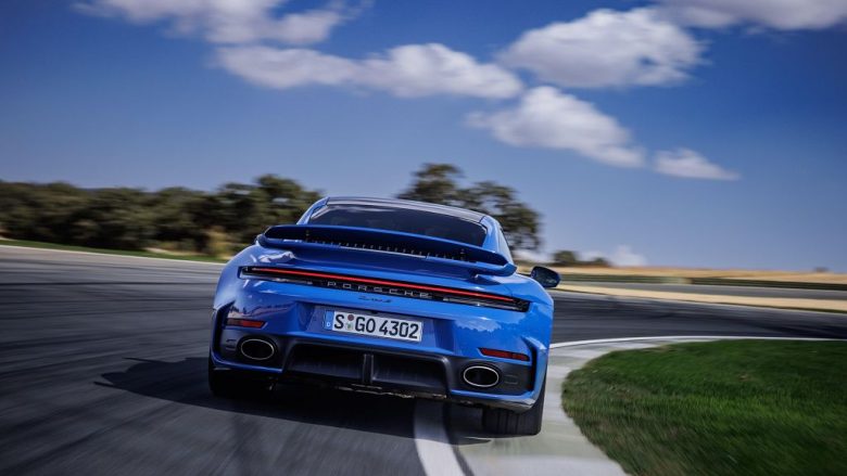 Porsche consegne 2025 -10% causa debole domanda per bev e calo Cina
