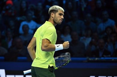 Tennis, Alcaraz avanza agli Australian Open