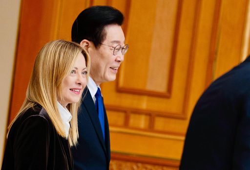 Meloni vede Lee e “rafforza” rapporti con Corea (grazie anche al K-pop)
