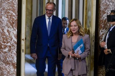 Meloni al summit Ue, asse con Merz sulle riforme