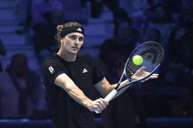 Tennis, Zverev in semifinale a Melbourne
