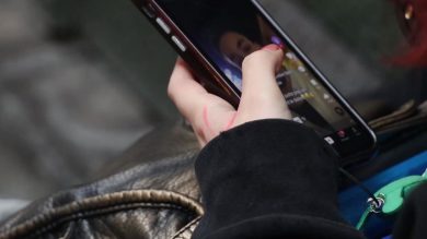 Pedagogista Novara: ottimo stop social Francia, Italia cosa aspetta?