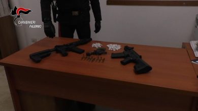 VIDEO | Blitz allo Zen: maxi sequestro di droga e armi, 5 arresti