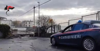 Divieto di spostamento e guida senza patente, denunciato 33enne a Catania