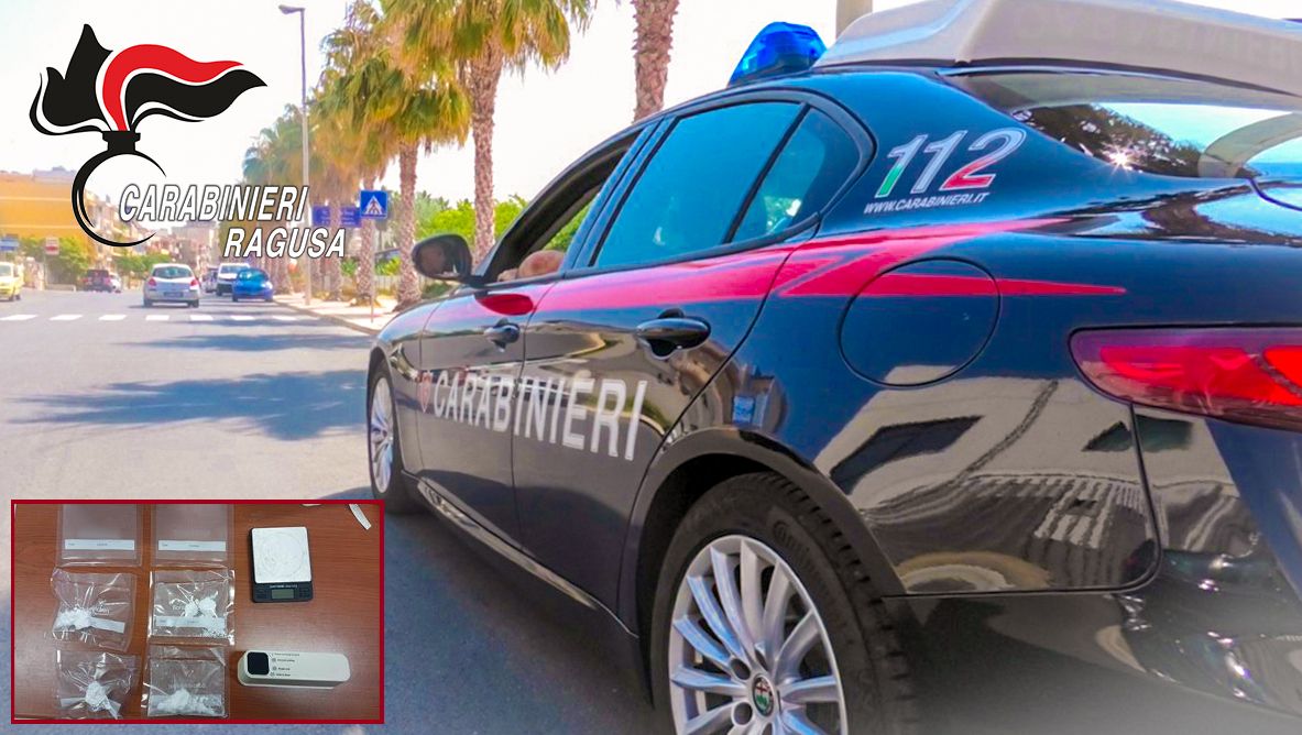 Cocaina nascosta sotto la sella del motorino in buste sottovuoto, arrestato ragazzo nel Ragusano