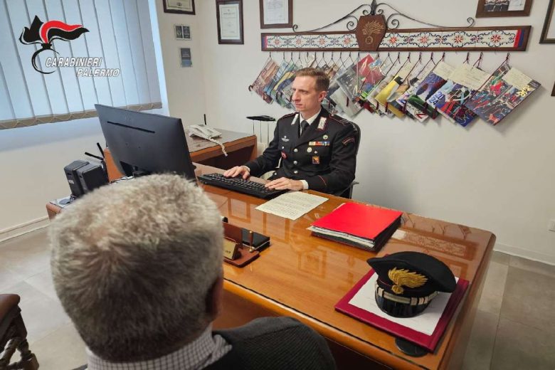VIDEO | Tentano la truffa del finto carabiniere a un anziano nel Palermitano, arrestati due giovani