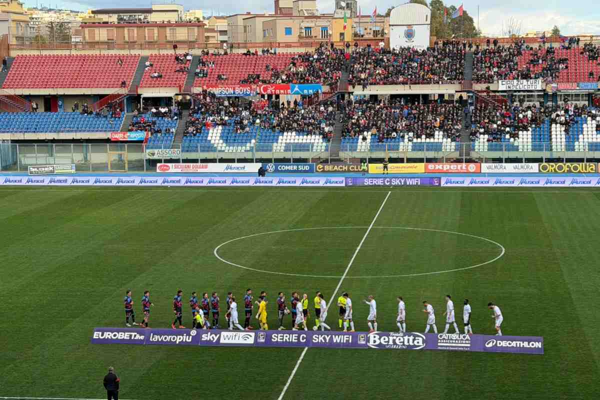 Il Catania la vince nel finale con Di Gennaro e Caturano: Cavese battuta 2-0. Le pagelle
