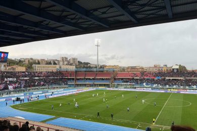 Il Catania non stecca al Massimino: battuto anche il Cosenza, 2-0 il finale. Le pagelle