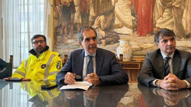 VIDEO | Catania in ginocchio per il maltempo, Trantino: “Scenari cangianti e in evoluzione. Per le scuole…”