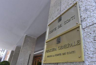 Usato solo un terzo del Pnrr, scadenze Ue a rischio. Corte dei Conti: “In Sicilia gestione fondi caotica”