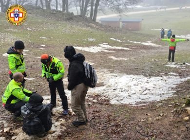 Paura a Piano Battaglia, 15enne cade e sbatte la testa: trasportata in ospedale