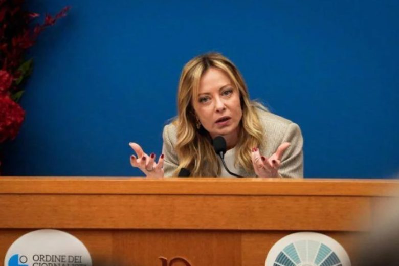 Dalla sicurezza al Venezuela, Meloni: “Sinistra surreale e sempre dalla parte sbagliata”