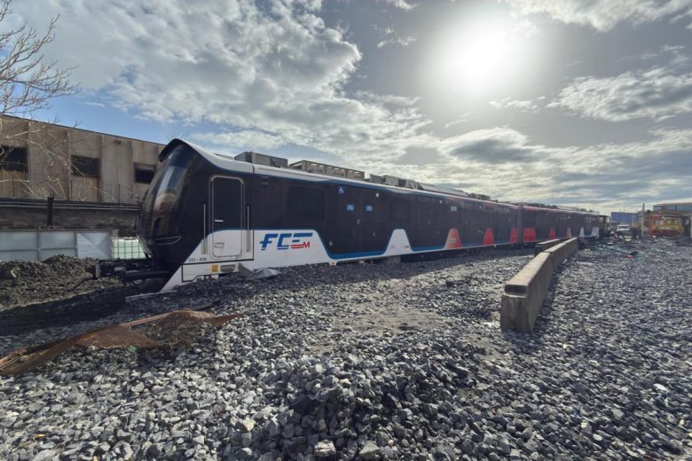 FOTO | “Che rabbia”, il ciclone Harry e le mareggiate non risparmiano i treni e i binari FCE: danni per 8 milioni