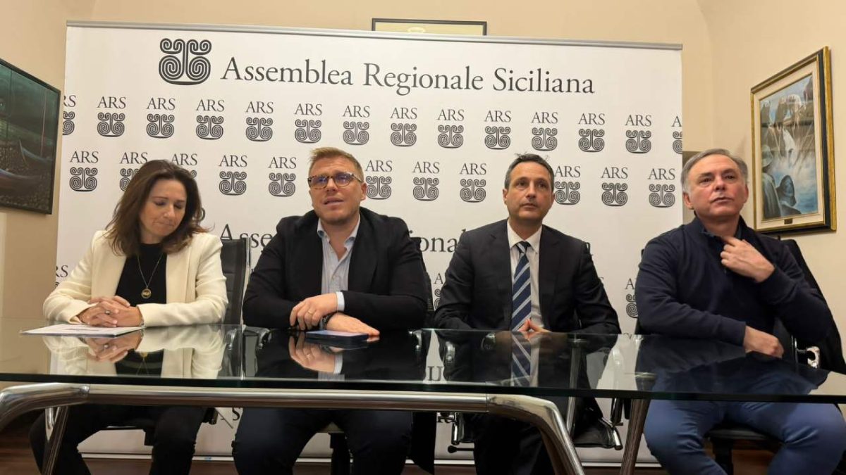 VIDEO | Controcorrente, La Vardera a Catania: “Ciclone Harry è stato un disastro, l’Ars e Schifani agiscano”