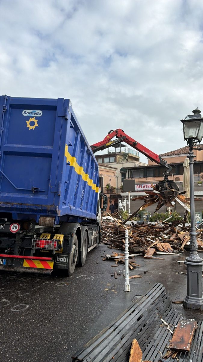 VIDEO | Catania, una città distrutta dal maltempo: i danni lasciati dal ciclone Harry