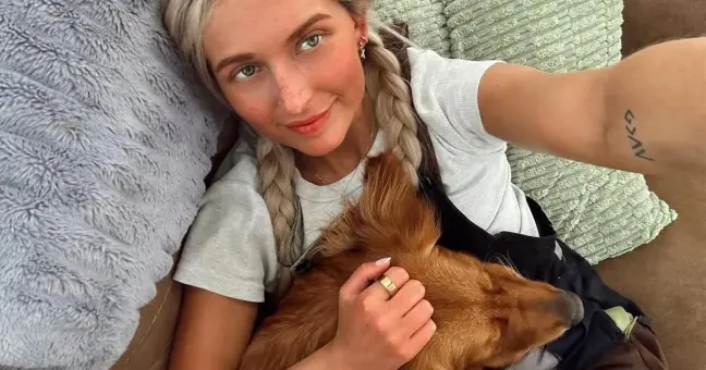 Mackenzie Paul morta a 26 anni, la star di TikTok stroncata da una malattia