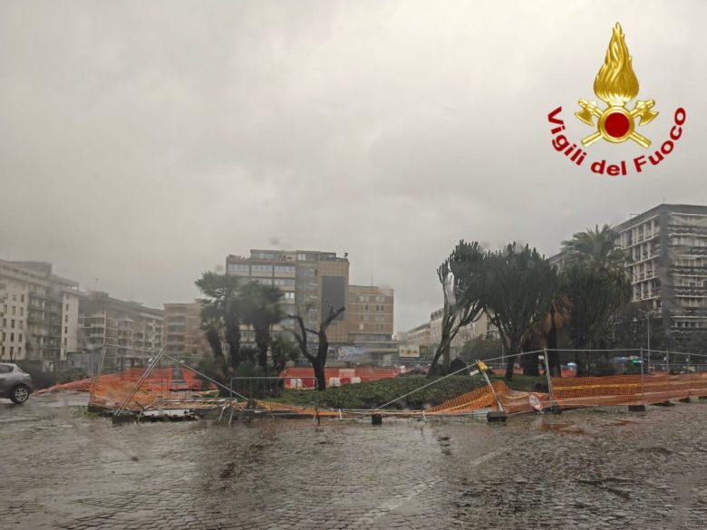 Catania, Trantino chiude scuole e università anche il 21 gennaio: “Restate a casa”