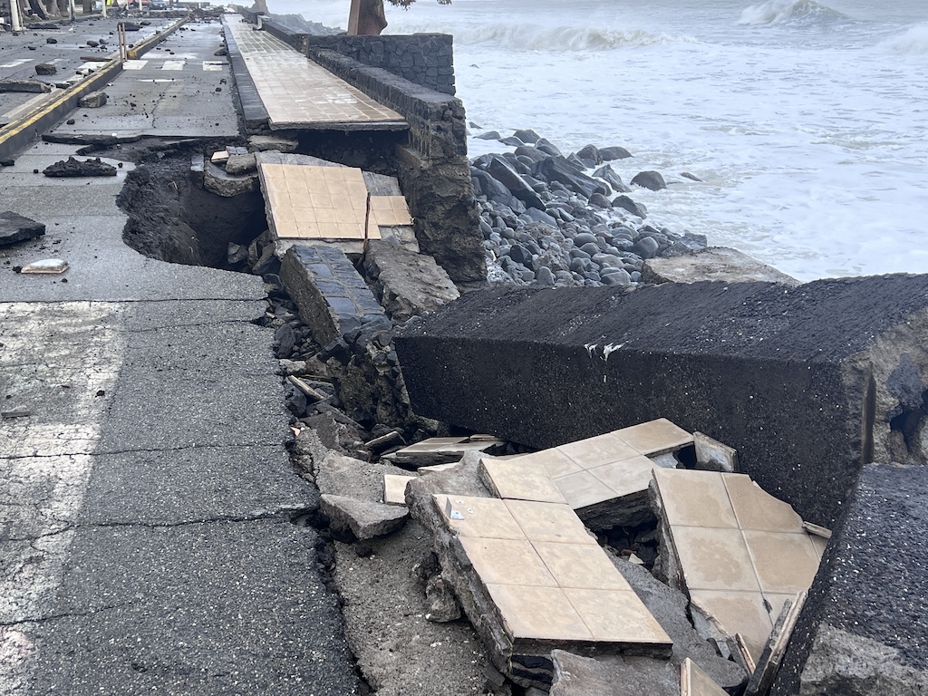 FOTO | Ciclone Harry, Riposto in ginocchio. Il sindaco Vasta: “Servono interventi rapidi”