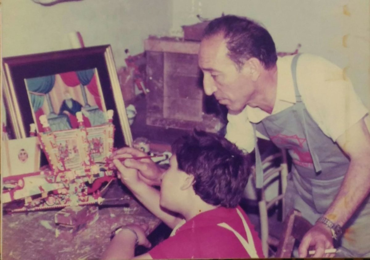 Passione e arte da oltre un secolo: la tradizione del carretto siciliano nel laboratorio di Michele Ducato Passione e arte da oltre un secolo: la tradizione del carretto siciliano nel laboratorio di Michele Ducato