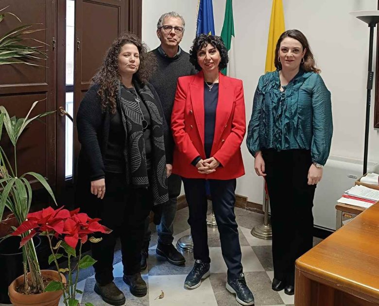 Assistenti sociali a Palermo, firmati primi contratti assunzione. Calabrò: “Rafforziamo i servizi territoriali”