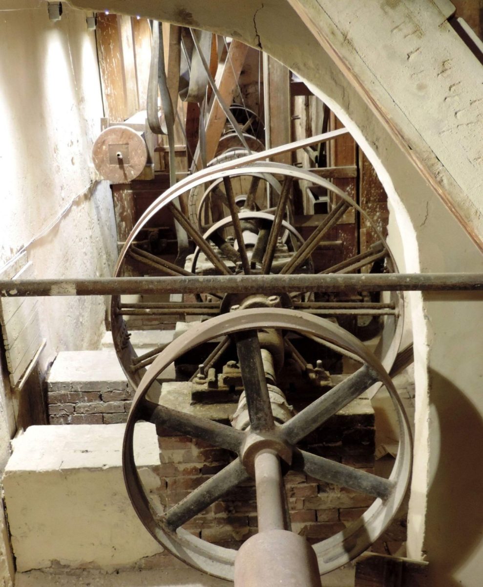 Dentro il Molino Excelsior di Valderice pezzi di storia che diventano memoria