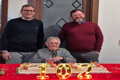 Castellammare del Golfo festeggia i 102 anni di nonna Antonina