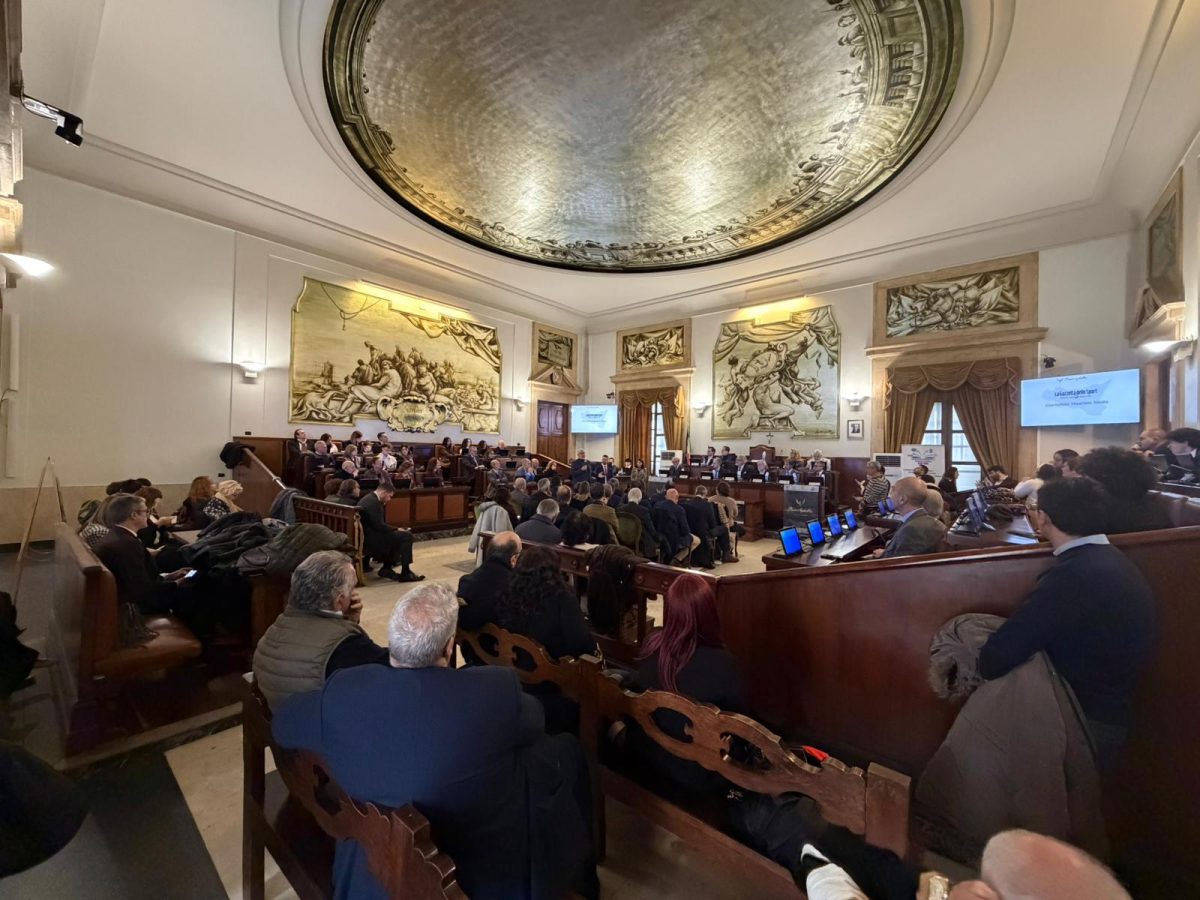 VIDEO | “Aquila d’Oro – Eccellenze di Sicilia”: mattinata di gala a Palazzo degli Elefanti, tra i premiati anche Raffaella Tregua