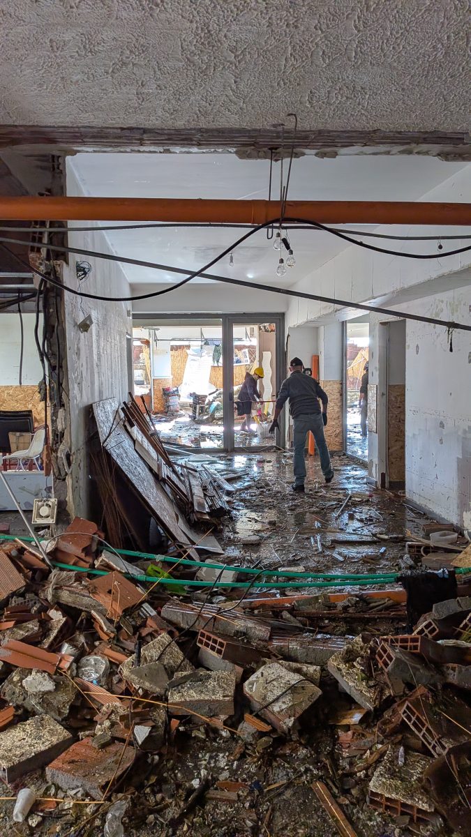 VIDEO e FOTO | Dopo il ciclone Harry, i giovani volontari in campo a Catania: “Aiutiamo subito chi ha perso tutto”