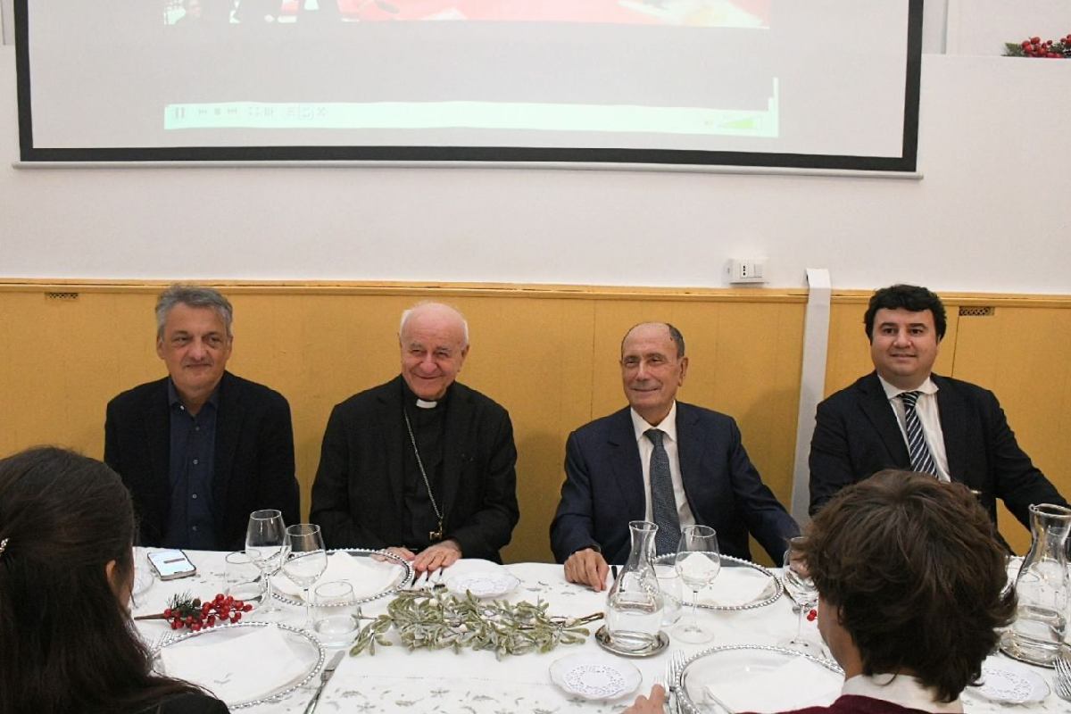 Schifani al pranzo della comunità di Sant’Egidio a Catania: “Favorevoli a legge per gli anziani”