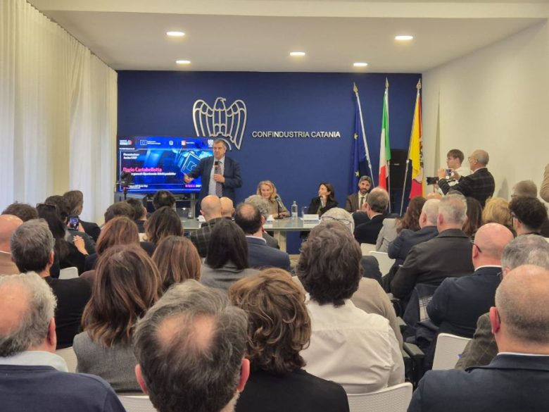 Fondi Ue, 315 milioni per l’hi-tech in Sicilia: ecco il bando Step