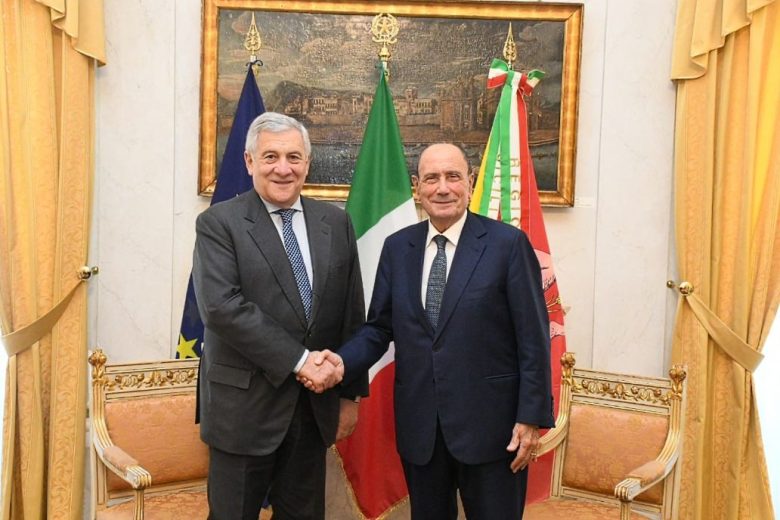 Summit Tajani-Schifani a Palazzo d’Orleans, il vicepremier: “Subito ristori ale imprese”. Il governatore: “Nessuno perderà la casa a Niscemi”