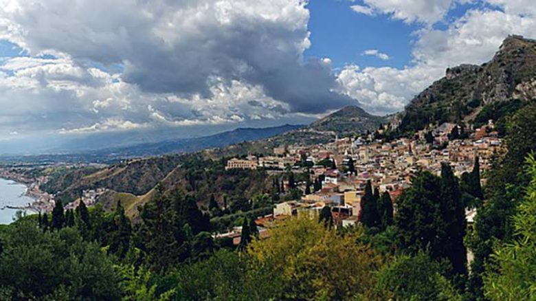 Taormina apre l’anno con assunzioni e investimenti