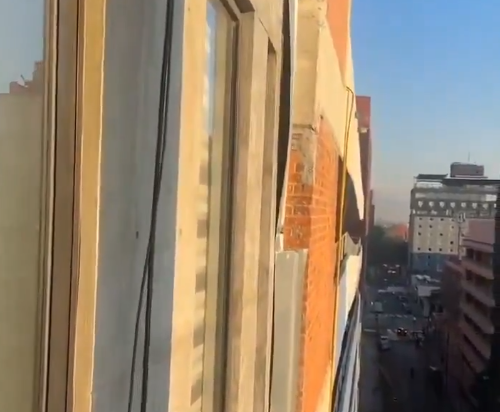 VIDEO | Terremoto di magnitudo 6.5: momenti di paura, abitanti in strada in Messico