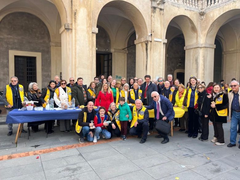 Palazzo della Cultura: dolci e regali ai bimbi per la Festa della Befana