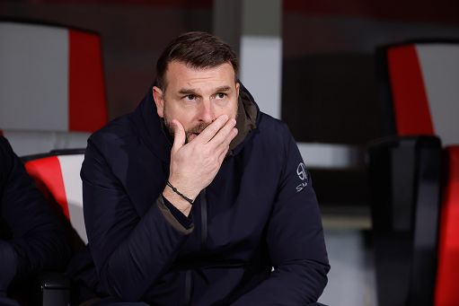 Calcio, il Verona esonera Zanetti, D’Aversa in pole