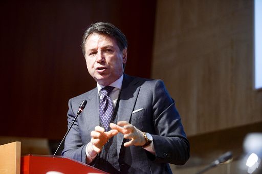 Sicurezza, Conte: governo propone norme folli e anticostituzionali