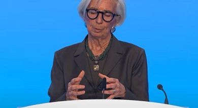 Lagarde: dollaro deprezzato in modo rilevante su euro dal marzo 2025