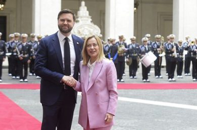 Italia-Usa, palazzo Chigi: con Vance vedute comuni su sfide globali