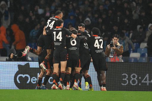 Calcio, Napoli-Como 6-7 dcr lariani in semifinale di Coppa