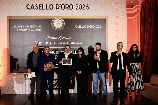 Casello d’oro awards: Parmigiano Reggiano incorona i suoi campioni a Madrid