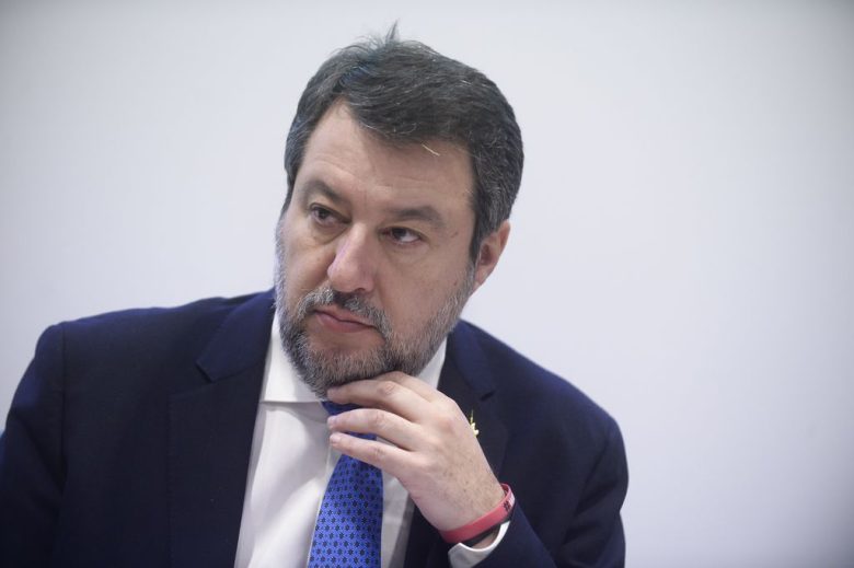 Salvini ‘riposiziona’ la Lega: territorio e Autonomia, non inseguo Vannacci