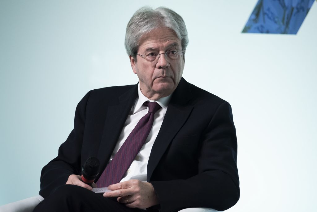 Ue, Gentiloni: Meloni spinga per integrazione ed Eurobond Ue, Gentiloni: Meloni spinga per integrazione ed Eurobond