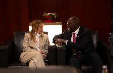 Meloni: valorizzare ciò che unisce Ue-Usa. Italia ‘osservatore’ a Board of peace