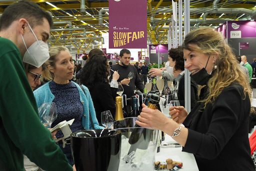 Slow Wine Fair 2026: 12 masterclass, Banca del Vino e nuovi Presidi