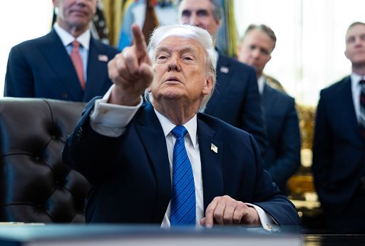 Usa, Trump su frenata Pil: colpa dei democratici che hanno causato shutdown