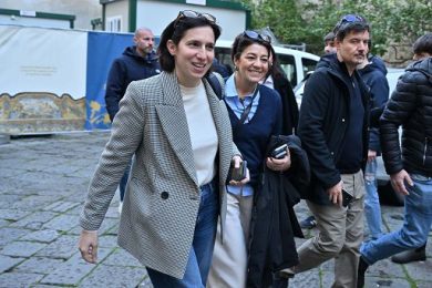 Schlein e la “tranquillità”: gente vuole questo, alternativa dove non c’è