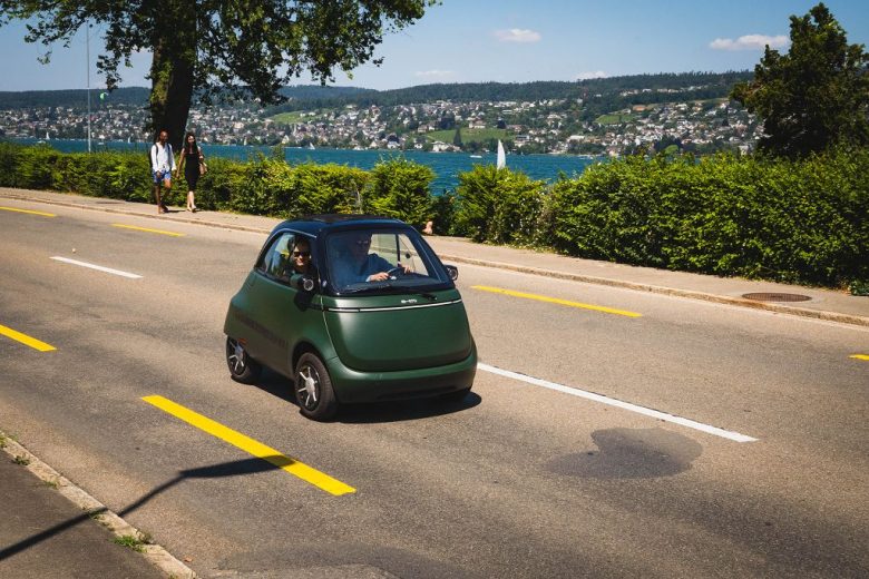 Microlino lancia allarme: sistema crediti CO2 Ue penalizza microcar bev