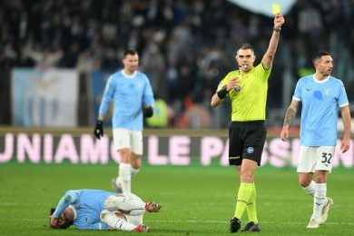Calcio, gli arbitri per la Serie A: Sozza per Roma-Juventus