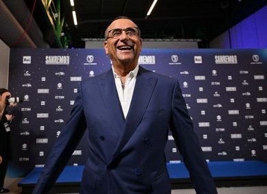 Sanremo, qualche anticipazione di Carlo Conti sulla terza serata